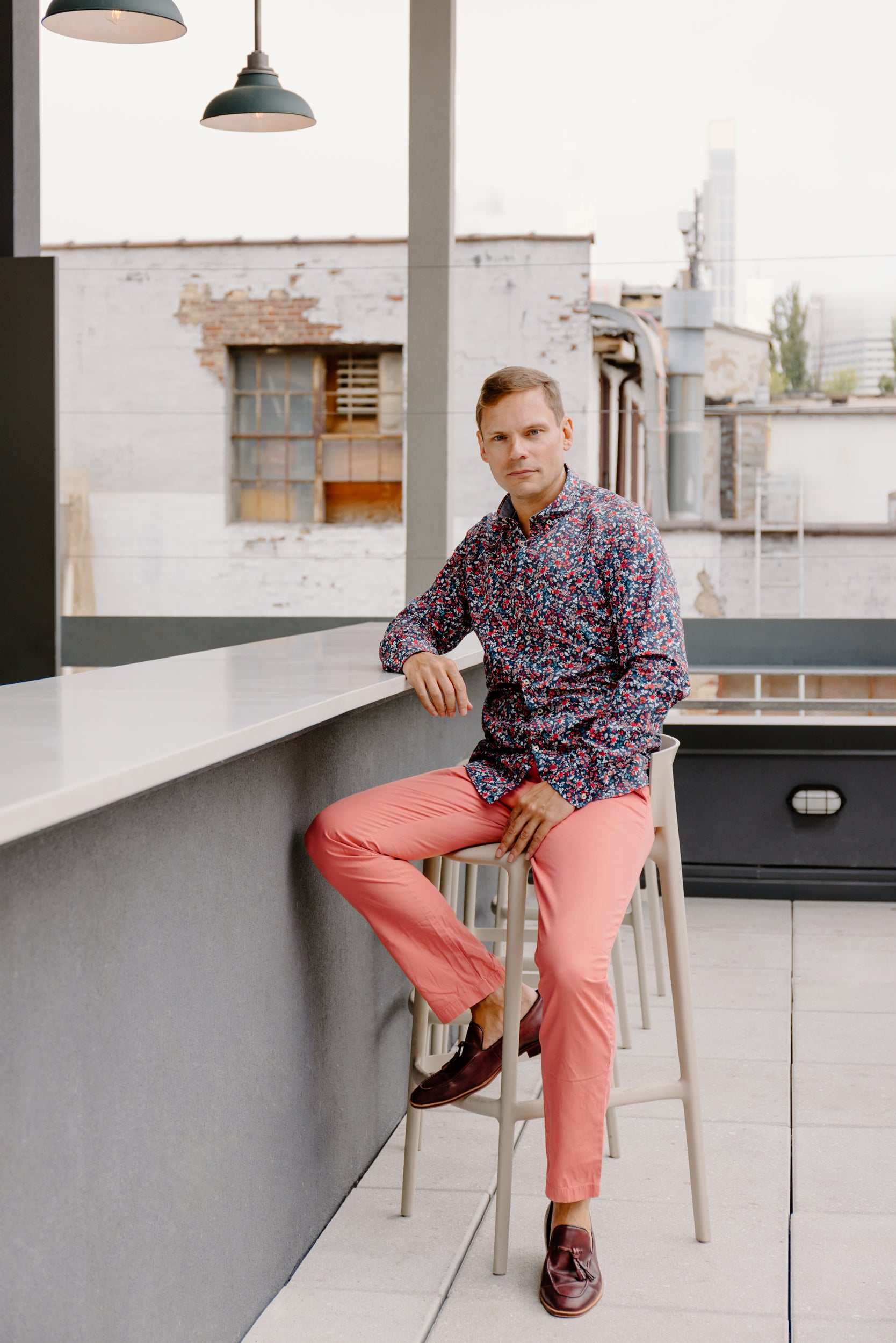 Mens Long-Sleeve Button-Down Floral Cotton Shirt - Blue & Red